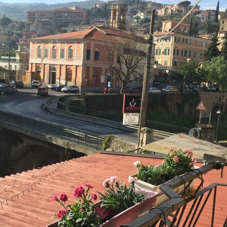 Affitta camere Da Lalla Dolcedo Esterno foto